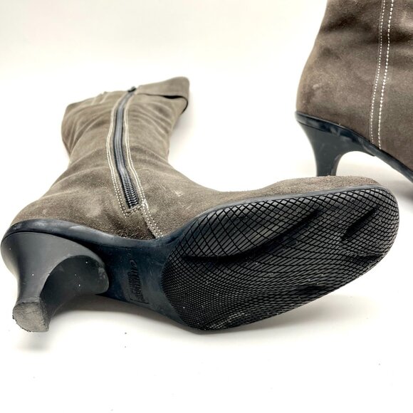 La Canadienne heeled boots grey suede side zipper button detail - Picture 9 of 9